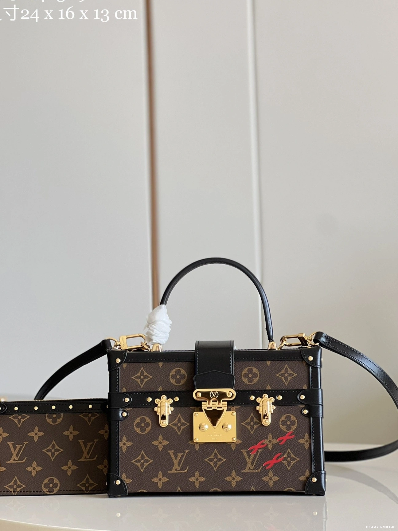 Official oldcobbler MALLE LOUIS VUITTON PETITE V 0731